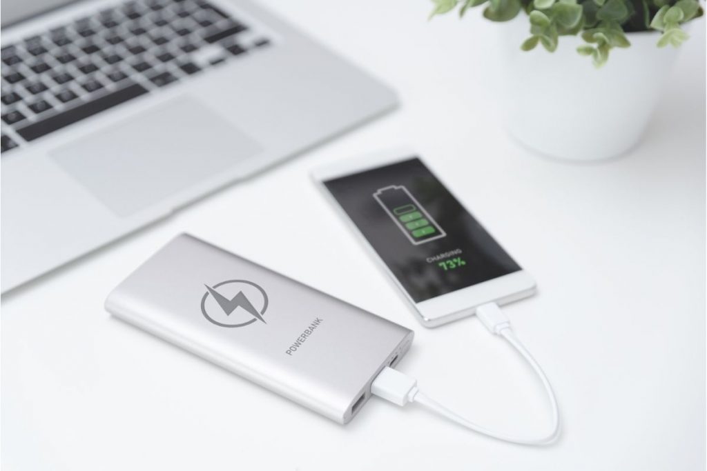 how does a power bank work